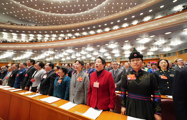 2019年3月3日下午3时，全国政协十三届二次会议在人民大会堂开幕。  本报记者 贾宁摄