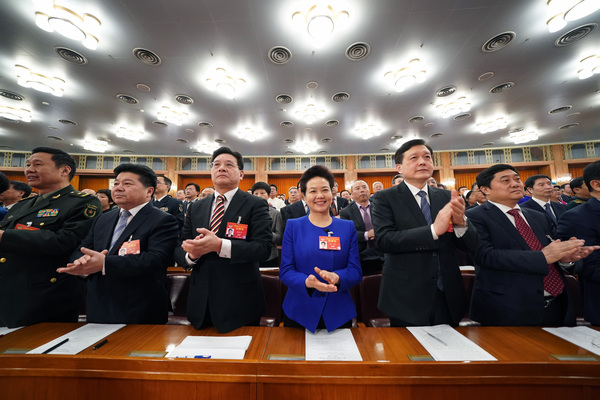 2019年3月3日下午3时，全国政协十三届二次会议在人民大会堂开幕。 本报记者 贾宁摄