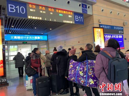 广铁清明假期预计运客760万人将增开旅客列车66.5对