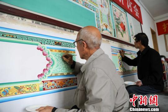 原平市曾有一支近千人的匠艺人队伍活跃于民间。　王斌田 摄