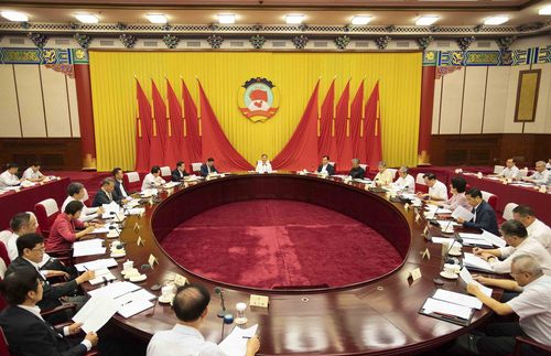 9月25日，全国政协第二十七次主席会议在北京举行，中共中央政治局常委、全国政协主席汪洋主持会议并讲话。
