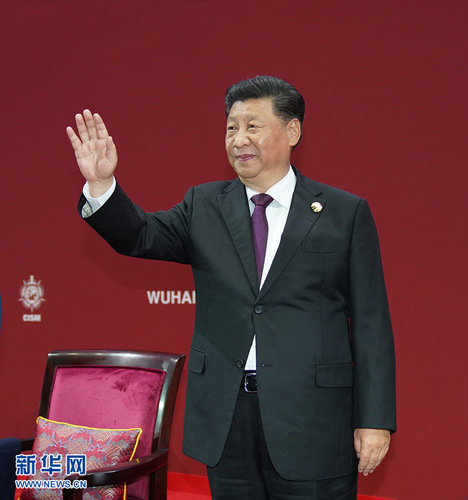 10月18日，中共中央总书记、国家主席、中央军委主席习近平在武汉出席第七届世界军人运动会开幕式并宣布运动会开幕。 新华社记者 李刚 摄