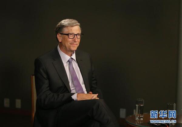 3  11月13日，在美国西雅图，比尔及梅琳达·盖茨基金会联席主席比尔·盖茨接受新华社记者专访。 新华社记者 秦朗 摄