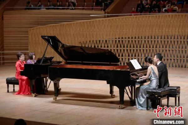 “点燃·承传”上音文脉——经典中国钢琴作品音乐会在沪举行