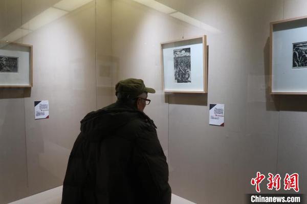 中国革命历史版画展在沈阳展出再现壮丽历史画卷