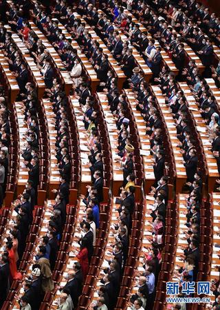 5月25日，十三届全国人大三次会议在北京人民大会堂举行第二次全体会议。 新华社记者 陈晔华 摄