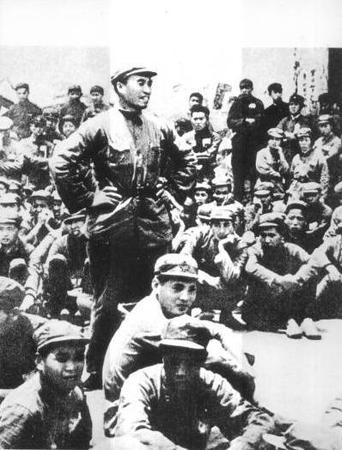 红军长征到达陕北后，朱德对红军指战员讲话