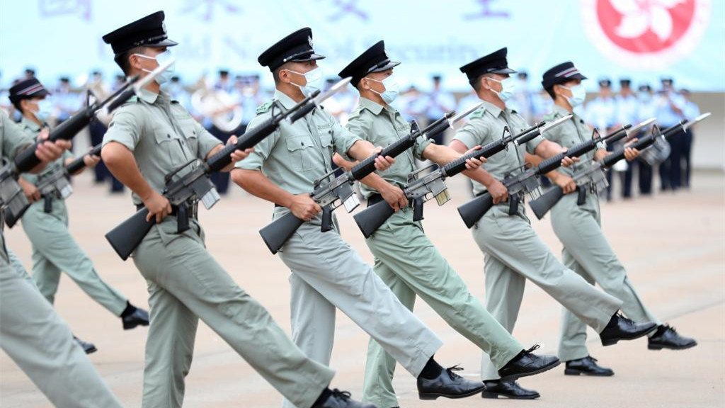 香港纪律部队“首秀”中式步