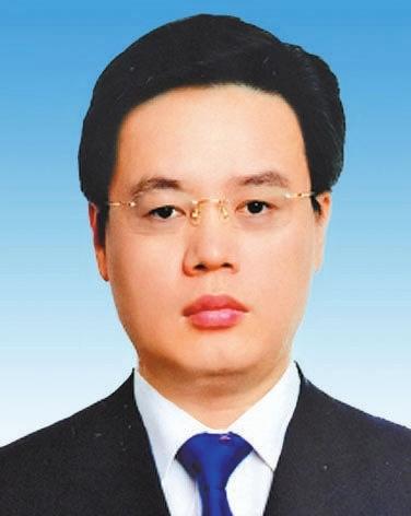 覃伟中任深圳市副市长、代理市长(图/简历)
