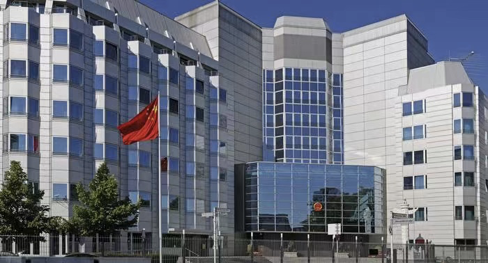 中国驻德国大使馆进一步调整赴华签证政策