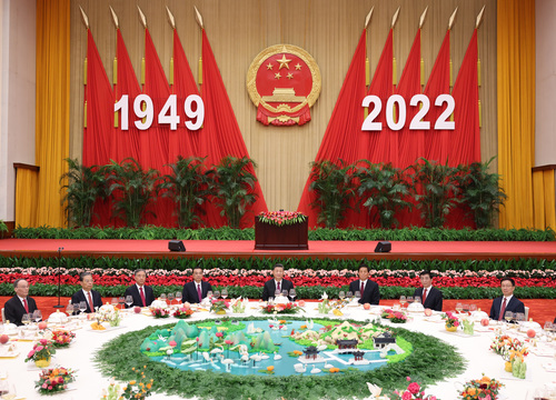（时政）习近平等党和国家领导人出席国庆招(1390342)-20220930221752