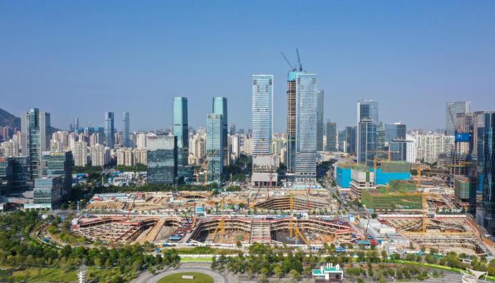 深圳湾文化广场钢结构开始吊装