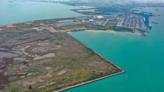 海南洋浦区域国际集装箱枢纽港扩建工程开工