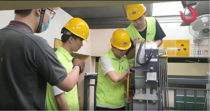 重庆能源职业学院：五共五定、双师双导、课技一体、多元评价“电梯现场工程技术员”培养模式探索与实践