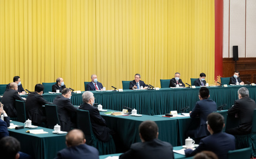 （两会）李强看望经济界委员并参加讨论(1826375)-20230307101832