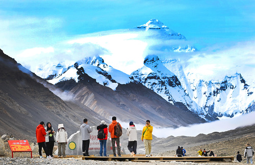 8月13日，世界屋脊“珠穆朗玛峰”的大本(2812199)-20230816080639