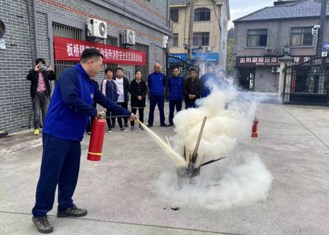 杭州临安：开展宗教活动场所消防演练和红色教育活动