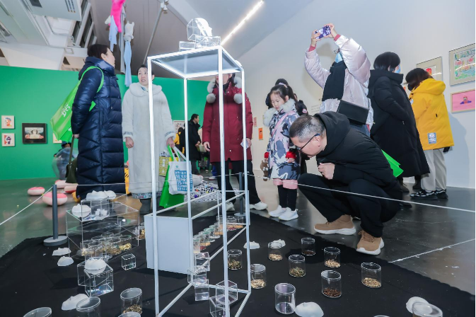 “守护阳光童年——过敏性鼻炎儿童关爱”公益展览在京开幕