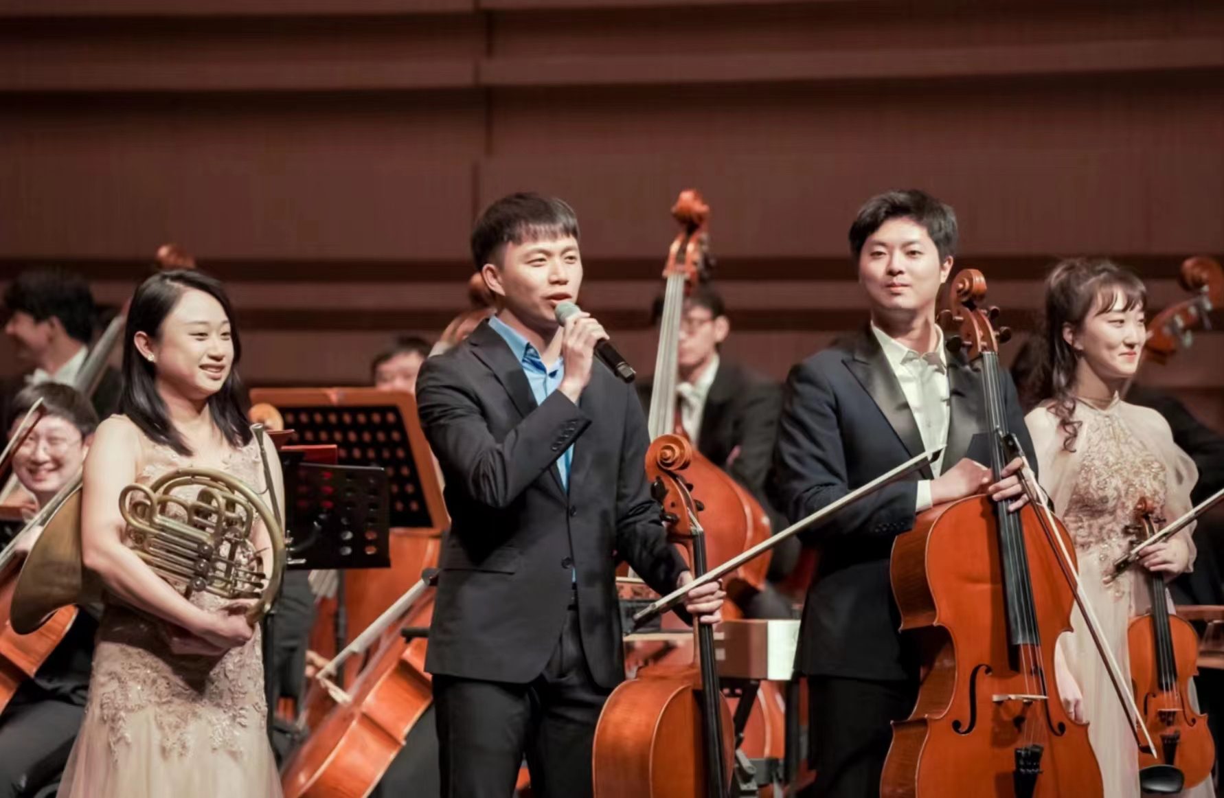 “两岸一家亲”的美好旋律奏响在宁波交响乐团