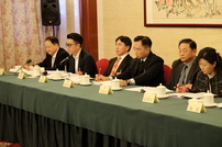 天津市政协委员审议市政协常委会工作报告和提案工作情况报告