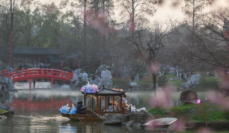 2024武汉东湖樱花节开幕