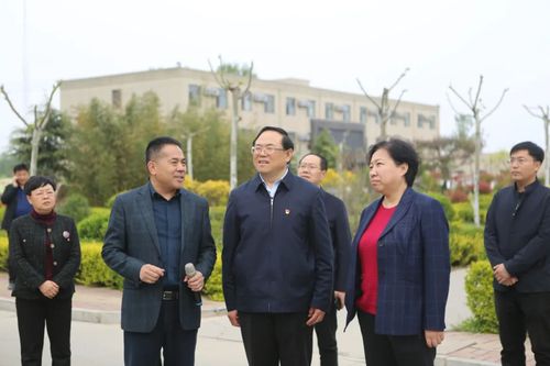  △ Xu Huiqian, Chairman of the CPPCC Puyang Municipal Committee, went to Fan County to investigate and guide the work of the CPPCC
