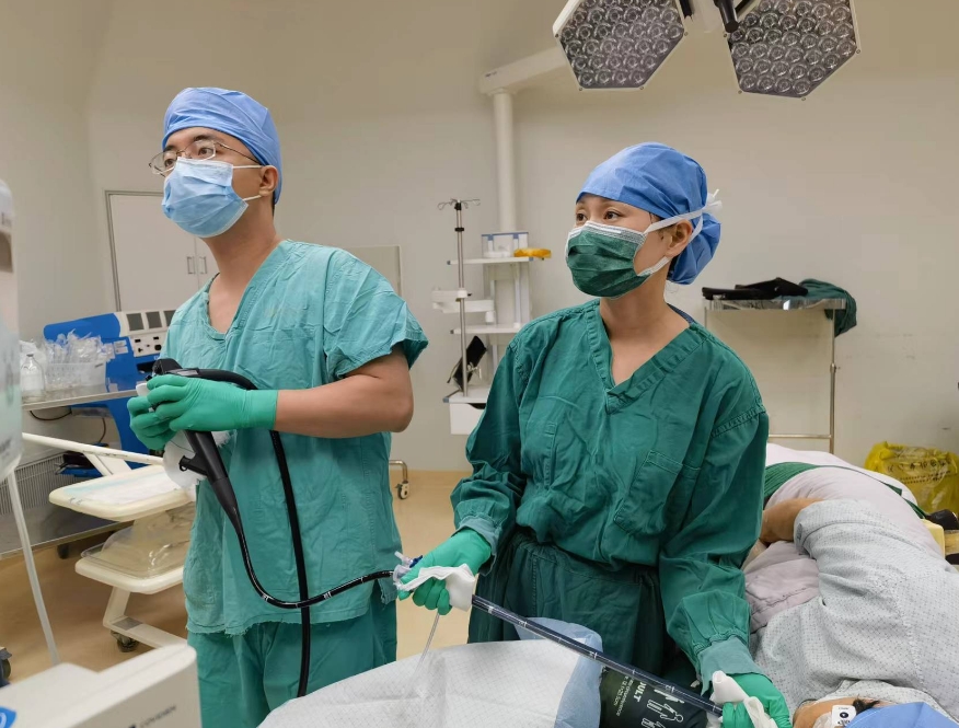 解放军总医院第四医学中心消化内科：“超级微创”技术成功为71岁老人切除胃间质瘤