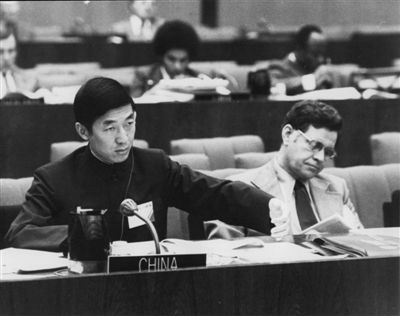 1972年联合国会议上的吴建民。