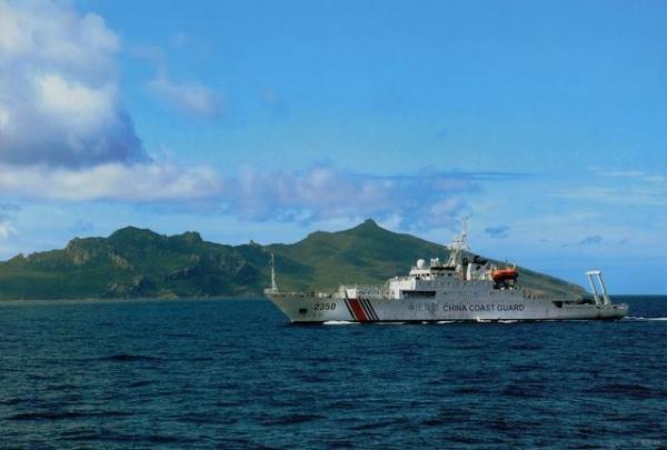 日媒称15艘中国公务船巡航钓鱼岛　猜测周围渔船是民兵