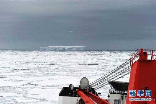“雪龙”号圆满完成首次环南极航行4