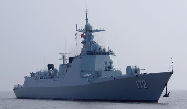 资料图：中国海军新型导弹驱逐舰