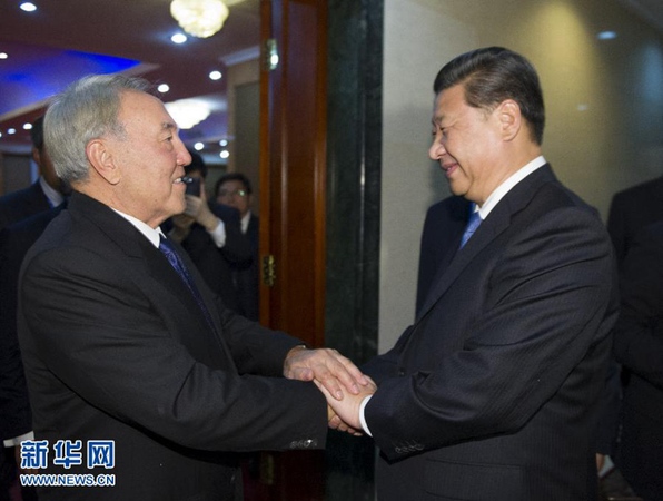 2014年9月12日，国家主席习近平在杜尚别会见哈萨克斯坦总统纳扎尔巴耶夫。 新华社记者谢环驰摄