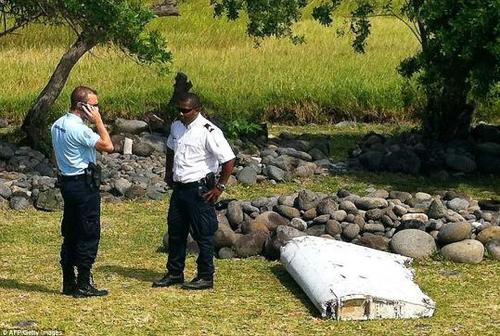 印度洋小岛发现疑似马航MH370残骸。