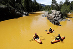 美国环保署误排污水 河流被染成橙色