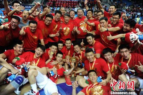中国男篮第16次亚锦赛夺冠 宫鲁鸣：未来会走得更好