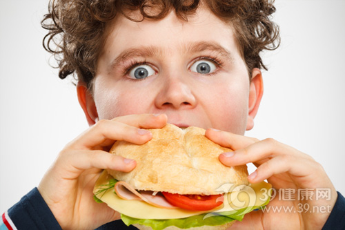 儿童肥胖危害大 “交通灯饮食法”帮孩子减肥