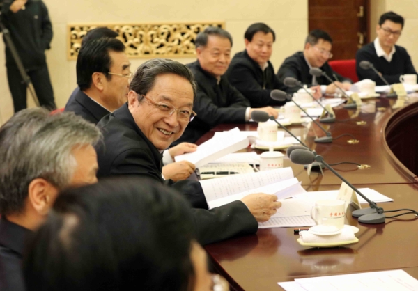 1月21日，全国政协在北京召开第46次双周协商座谈会，围绕“《快递条例》的制定”建言献策。全国政协主席俞正声主持会议并讲话。