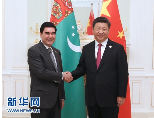 6月23日，国家主席习近平在塔什干会见土库曼斯坦总统别尔德穆哈梅多夫。 新华社记者马占成摄