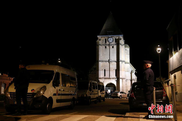 法国北部一教堂发生人质劫持事件 3人死亡
