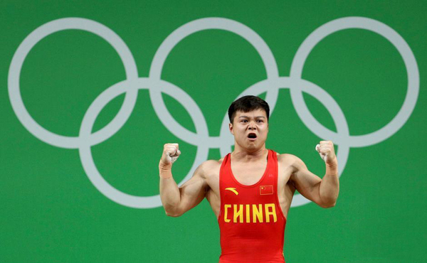 奥运会男子举重56公斤级 龙清泉破世界纪录夺冠3
