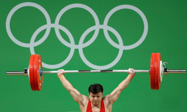 奥运会男子举重56公斤级 龙清泉破世界纪录夺冠4