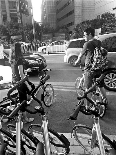北京街头现“网约自行车”