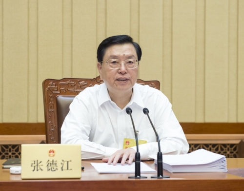 8月29日，十二届全国人大常委会第二十二次会议在北京举行第一次全体会议。张德江委员长主持会议。