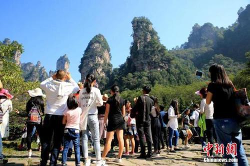 中国游客在越南火烧越南盾被列入旅游不文明记录
