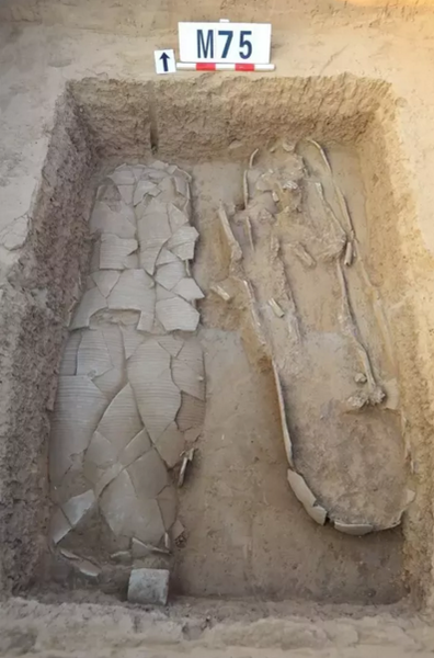 战国成人瓮棺墓