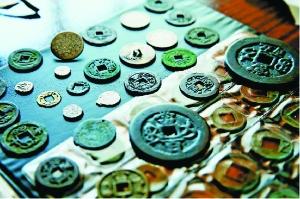 中国古代钱币收藏是很有群众基础的一项传统收藏活动，并形成了中国古钱断代收藏、系统收藏和花钱收藏等具有特色的收藏群体。现综合钱币经销商、古钱币收藏者及专家意见，供古钱收藏爱好者借鉴。