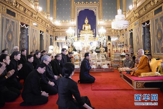 （XHDW）泰国政府官员拜谒泰国第20任僧王