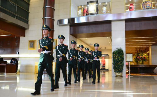 北京：全国两会在即 武警官兵进入两会时间5