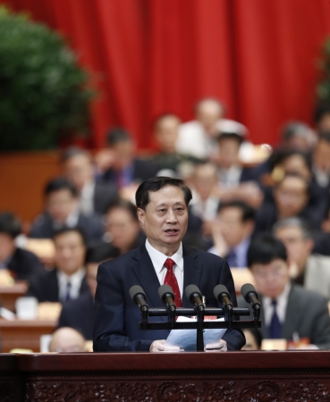3月10日，全国政协十二届五次会议在北京人民大会堂举行第三次全体会议。这是赵晓勇委员作《以安居就业导向人口城镇化》的发言。