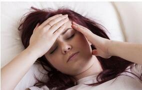 睡太晚危害身体健康 教你8种按摩法来助眠